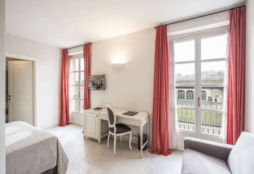 带阳台的高级房间, Spinerola Hotel In Cascina & Restaurant Uvaspina