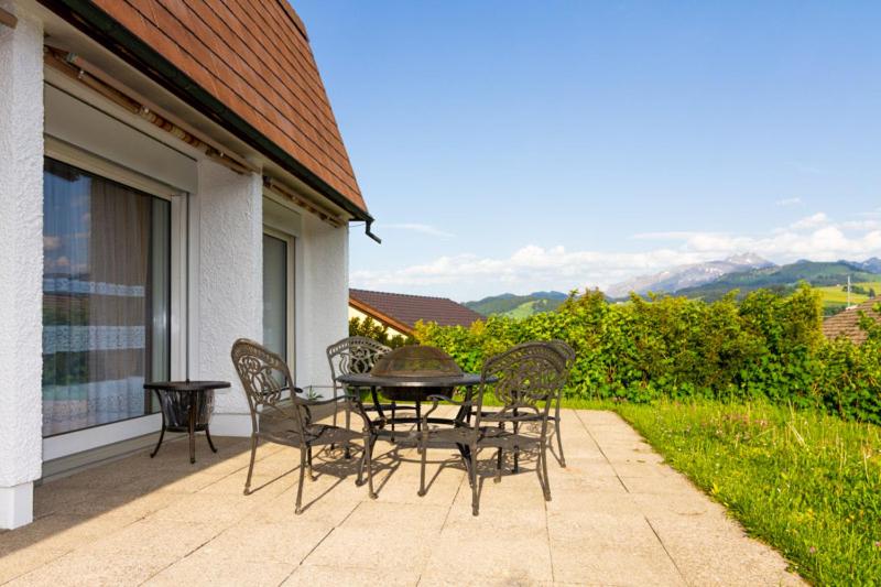 Апартаменты 1 Спальня Нижний Этаж, Swiss Views