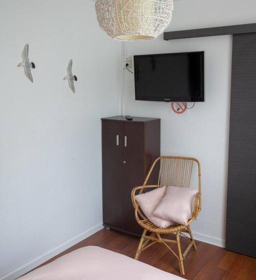 חדר סטנדרט, Les Chambres Aux Portes De L Authie