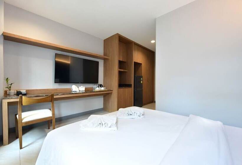 استودیوی استاندارد, Vst Punnawithi