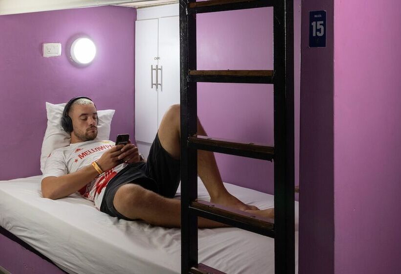 スタンダードルーム, Hostal Seven Nights Cartagena