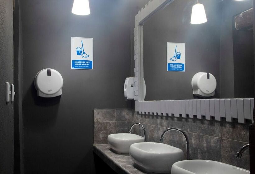 Кровать в Общей Комнате, Hostal Seven Nights Cartagena