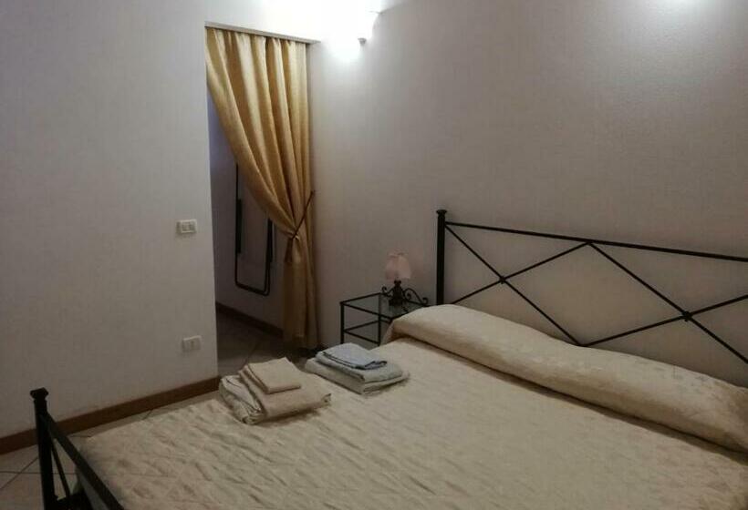 اتاق استاندارد با تخت بزرگ, Agriturismo Il Fienile