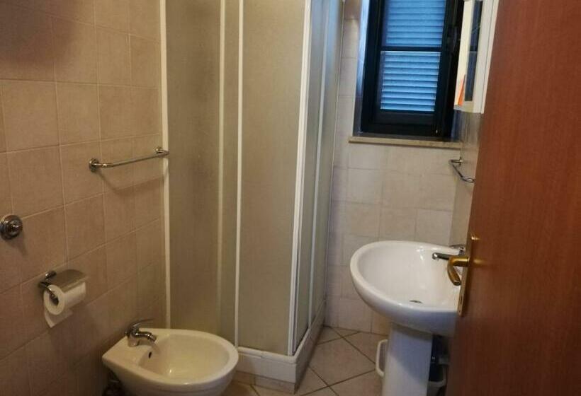 اتاق استاندارد با تخت بزرگ, Agriturismo Il Fienile