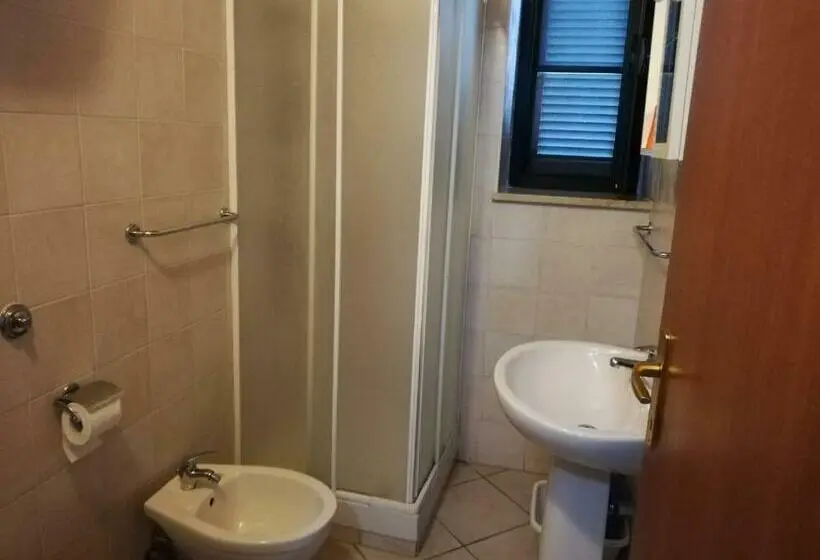 اتاق استاندارد با تخت بزرگ, Agriturismo Il Fienile