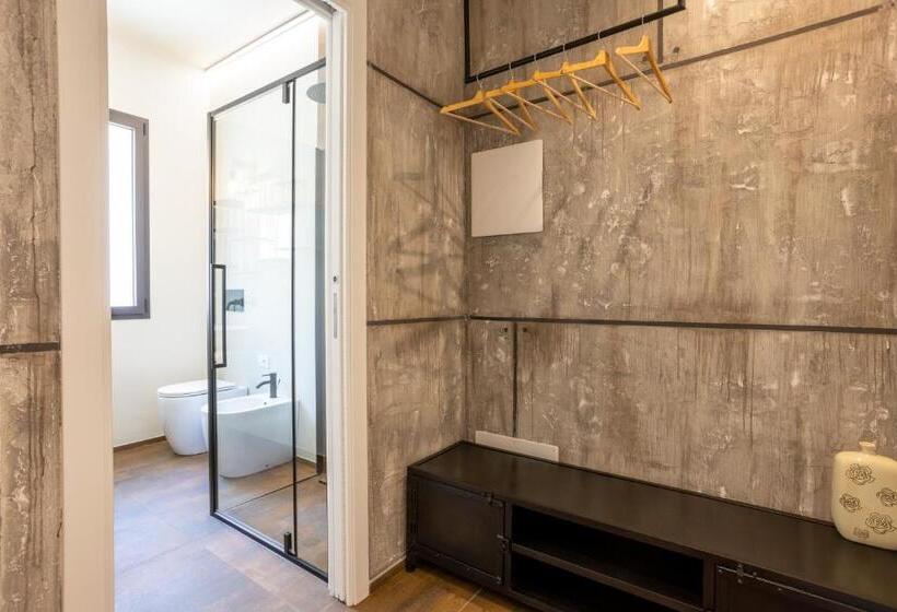 سوییت جونیور سوپریور, Labotanica_casalounge