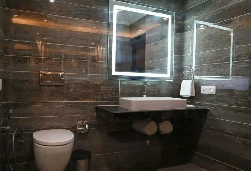 デラックスルーム, Justa Cliffend Resort & Spa Mashobra