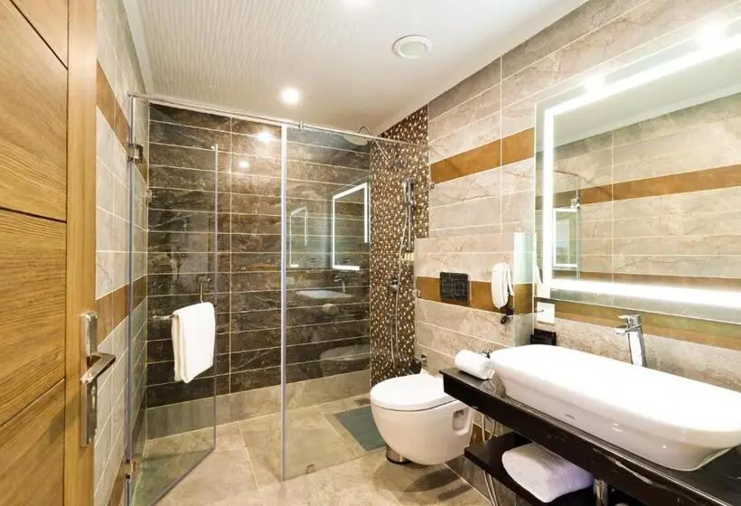 デラックスルーム, Justa Cliffend Resort & Spa Mashobra