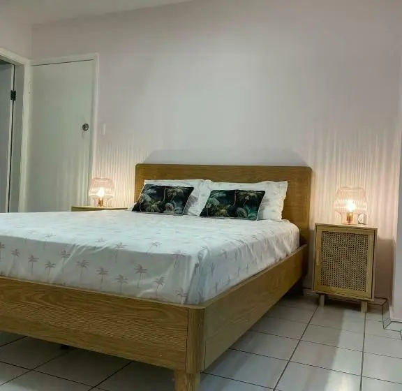 キングサイズベッドのデラックスルーム, The Espy Hostel
