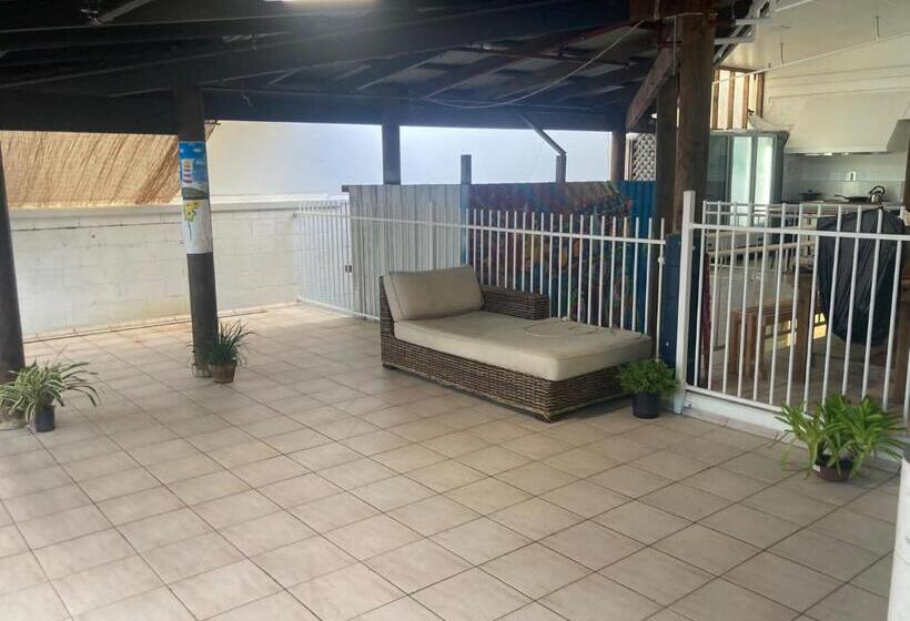 标准单人间, The Espy Hostel