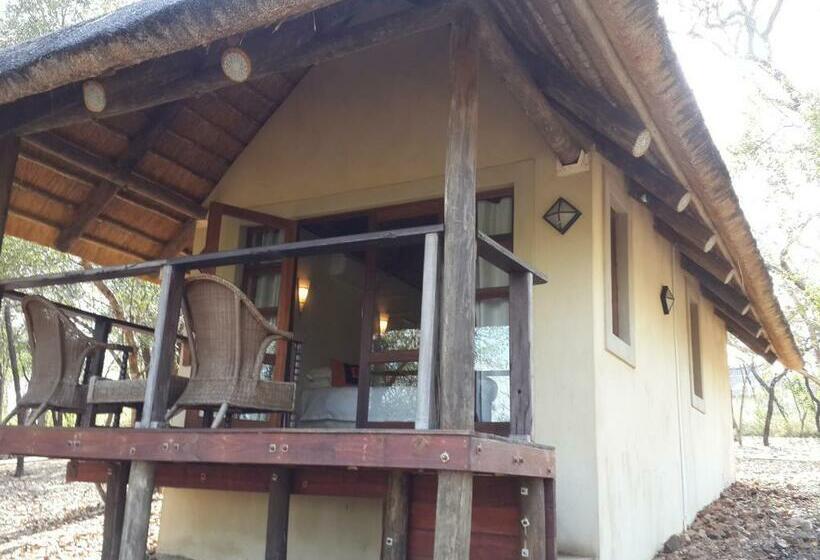 کلبه ییلاقی, Nkonyeni Lodge & Golf Estate