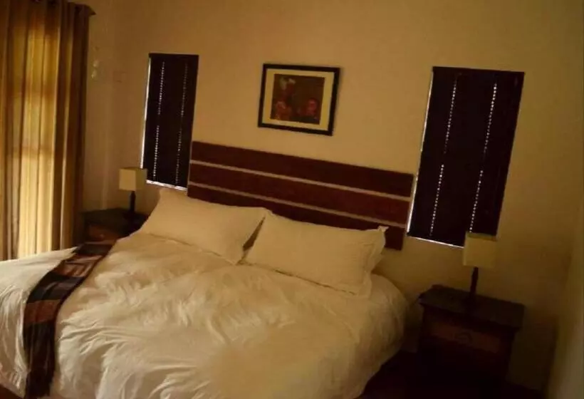 اتاق استاندارد با تخت بزرگ, Nkonyeni Lodge & Golf Estate