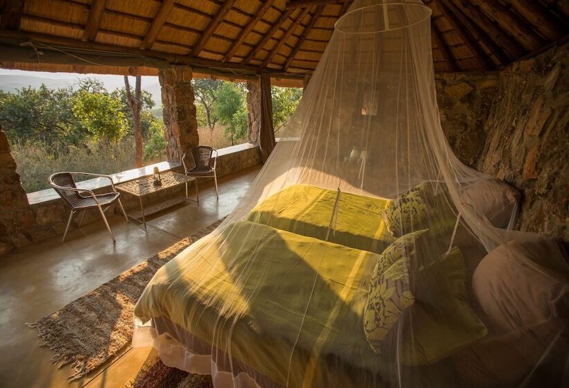 کلبه ییلاقی, Nkonyeni Lodge & Golf Estate