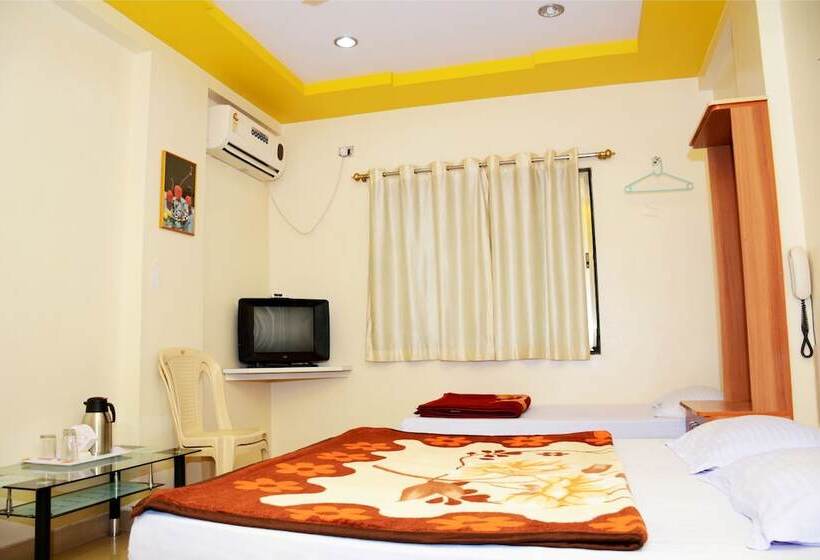 Chambre Quadruple Standard, Sai Sneha