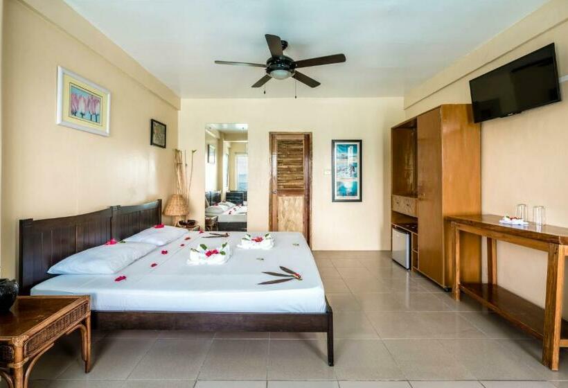 Номер Стандарт Вид на Море, Scandi Divers