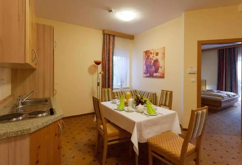 バルコニー付２ベッドルームアパートメント, Thermenhotel Puchasplus Stegersbach