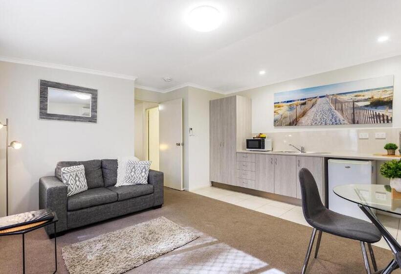 آپارتمان لوکس 1 خوابه, Top Spot Motel