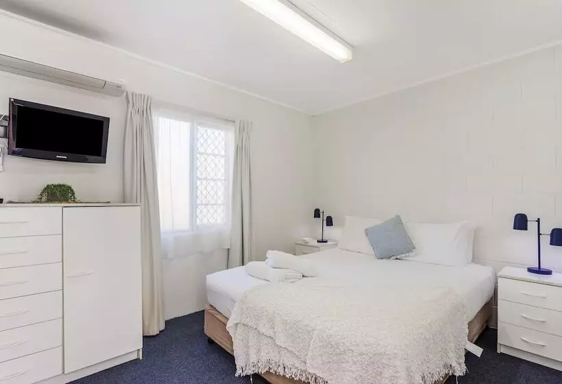 اتاق استاندارد, Top Spot Motel