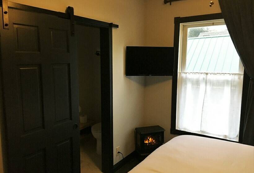 غرفة قياسية, Stevenson