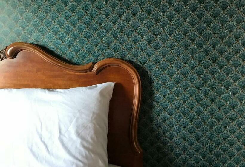 غرفة قياسية, Stevenson