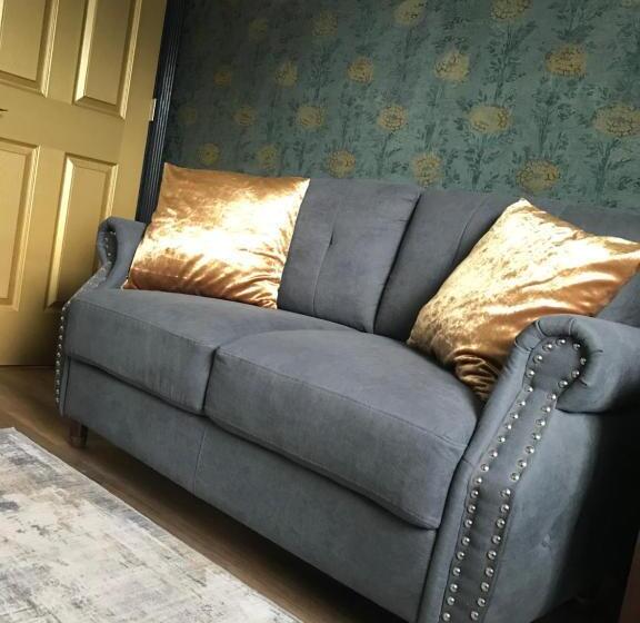 غرفة قياسية, Stevenson