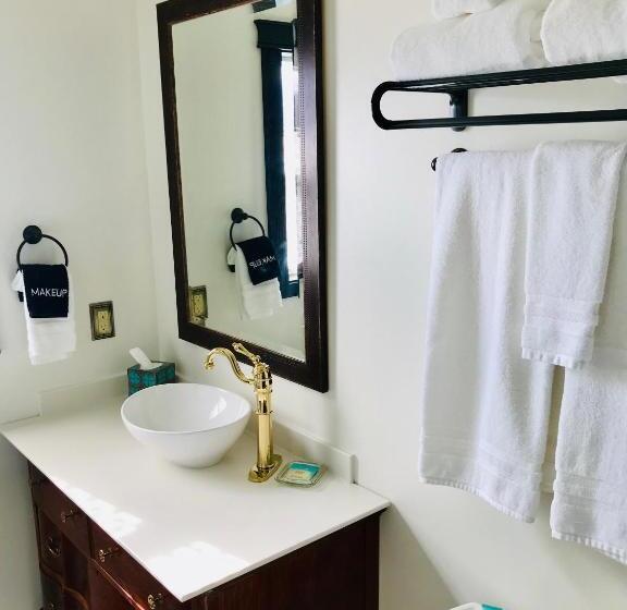 غرفة سوبيريور سرير كينج, Stevenson