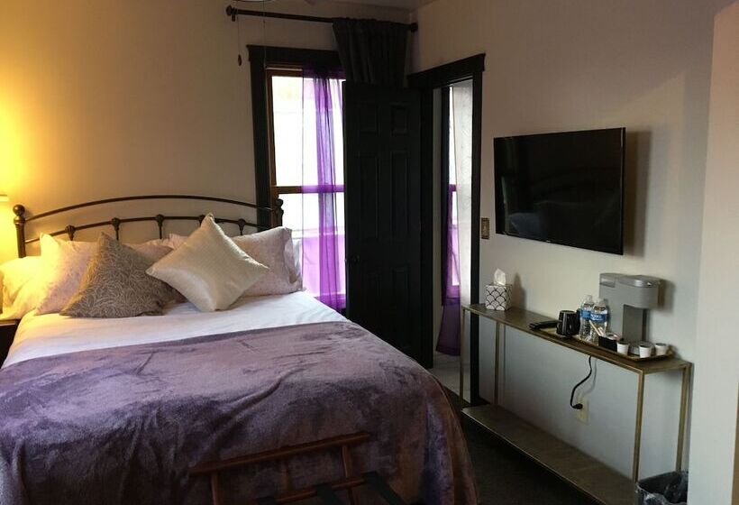 غرفة قياسية, Stevenson