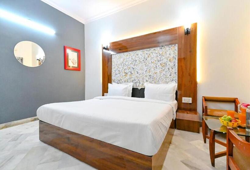 디럭스 룸, Fabhotel Classic Holiday