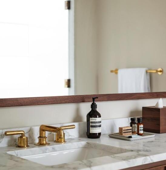 스탠다드 룸 킹사이즈 침대, The Pinch Charleston