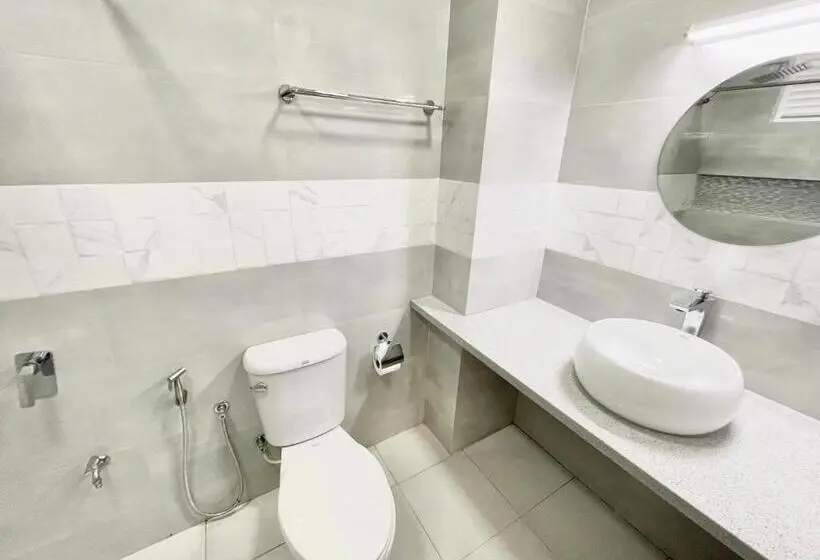 اتاق استاندارد سه نفره, Marine Holiday