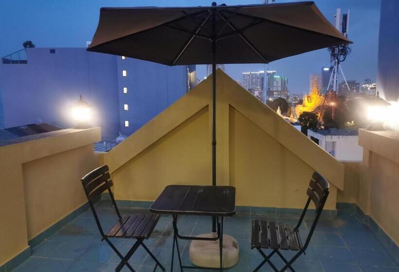 غرفة ديلوكس مزودة بشرفة, Sovanphum Riverside