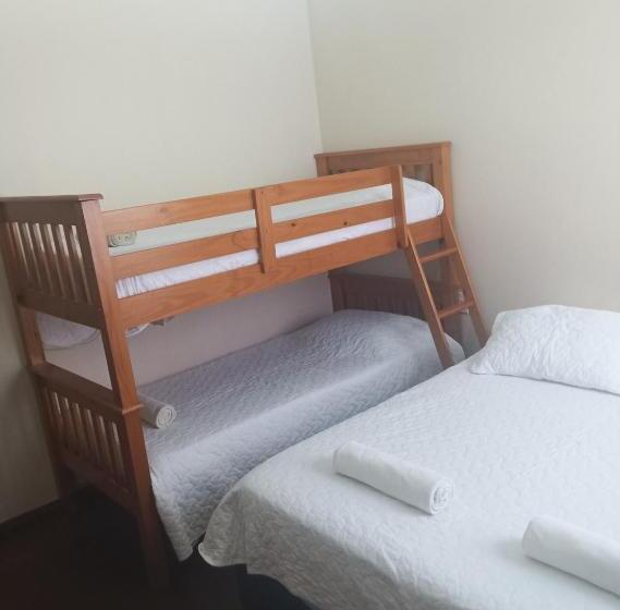 Economy Quadruple Room, Casa Raiz Cama, Café E Prosa