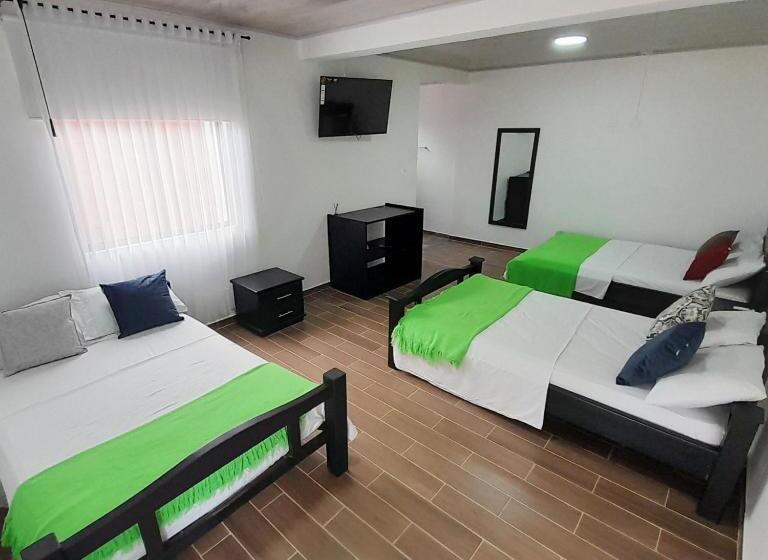 חדר משפחתי, Campestre Las Palmas