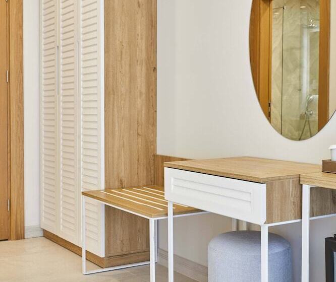 Люкс Повышенной Комфортности, Rammos Managed By Dedeman