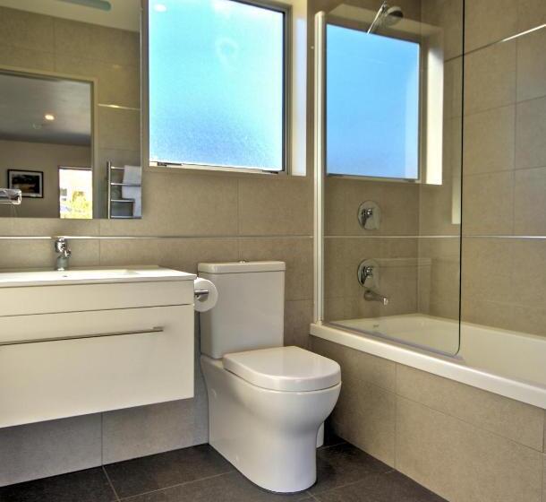 Standard studio with lake view, Alexis Motel & Apartments