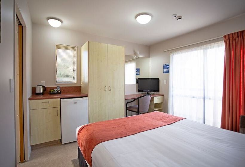استودیوی استاندارد, Bella Vista Motel New Plymouth