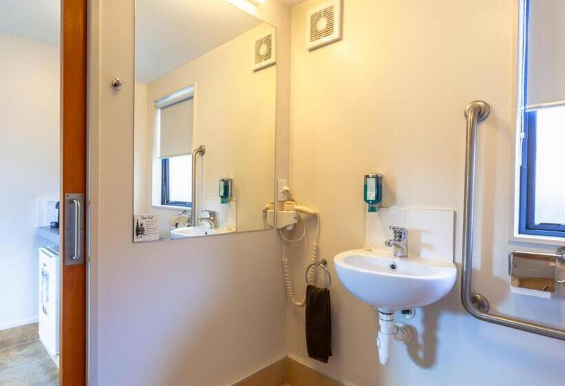 이그제큐티브 스튜디오, Bella Vista Motel Whangarei