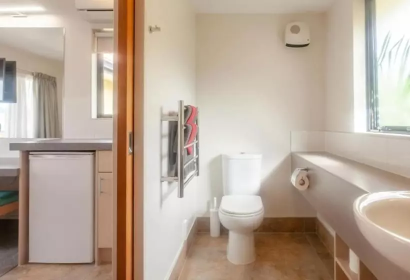 エクゼクティブトリプル, Bella Vista Motel Whangarei