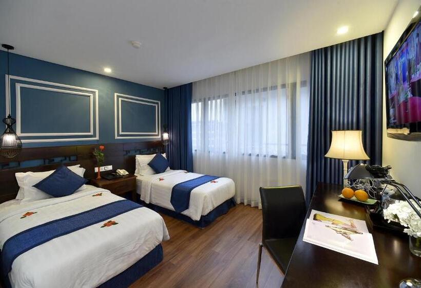 اتاق لوکس, Hanoi Eternity