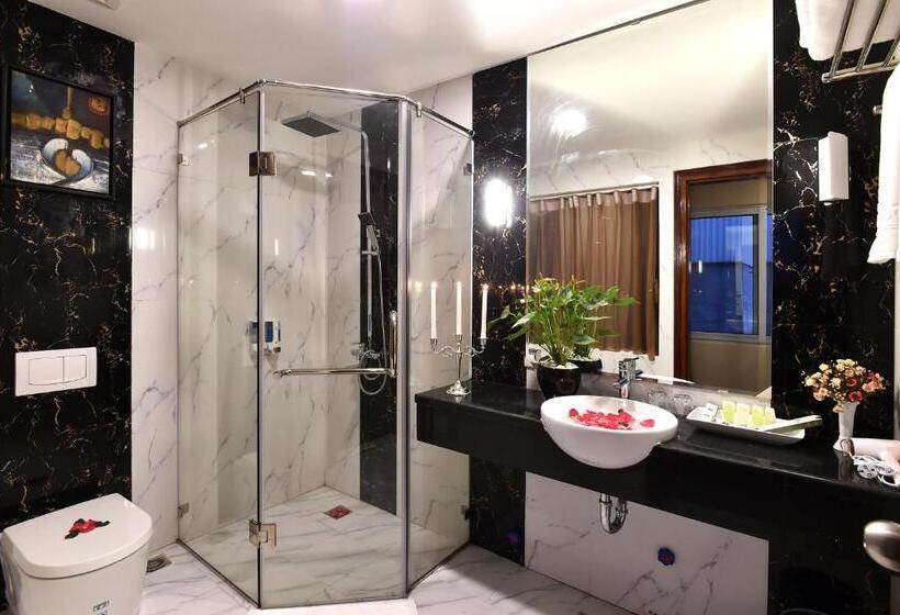 اتاق سوپریور, Hanoi Eternity