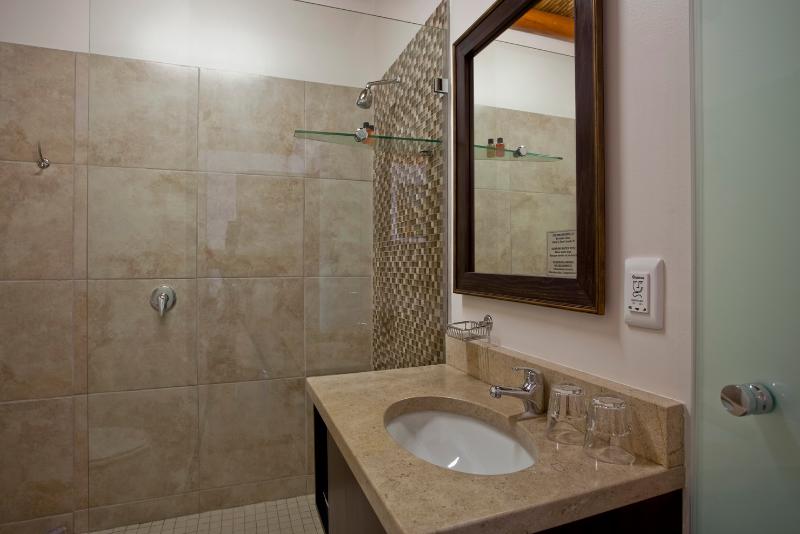 デラックスルーム, Oakhurst