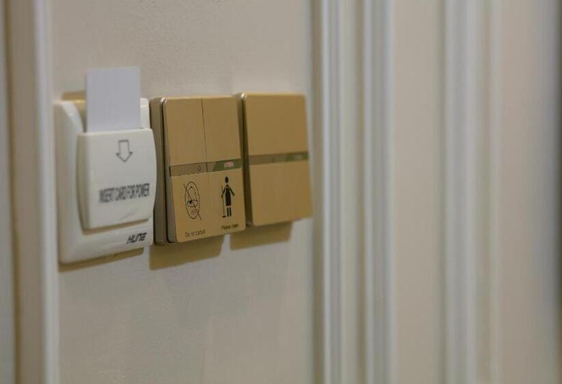 سوییت خانوادگی, Royal Holiday Hanoi