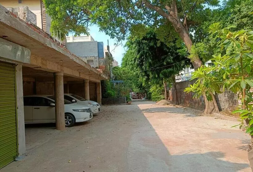 Chambre Standard, Samrat