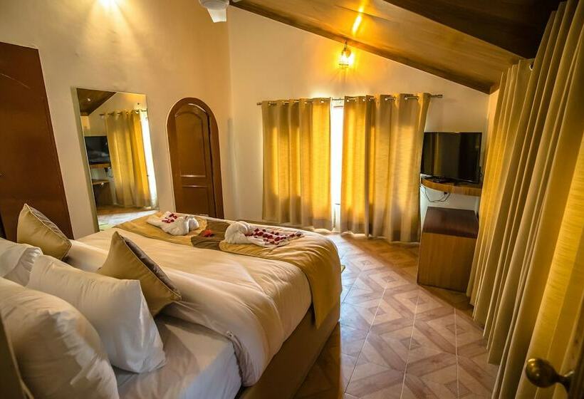 キングサイズベッドのクラシックルーム, Signature Manaali