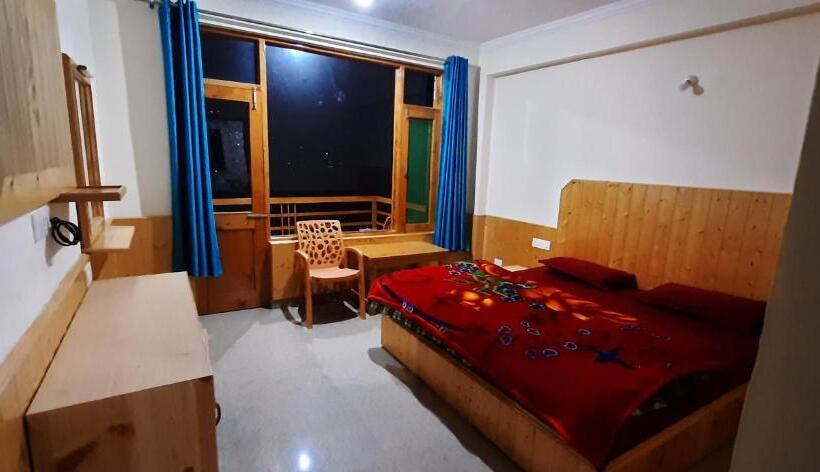 اتاق استاندارد با چشم‌انداز کوهستان, Paradise Guest House