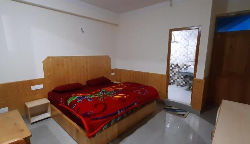 اتاق استاندارد با چشم‌انداز کوهستان, Paradise Guest House