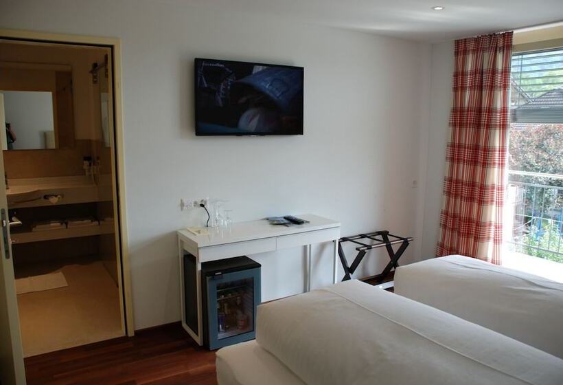 اتاق سوپریور, Weinstube