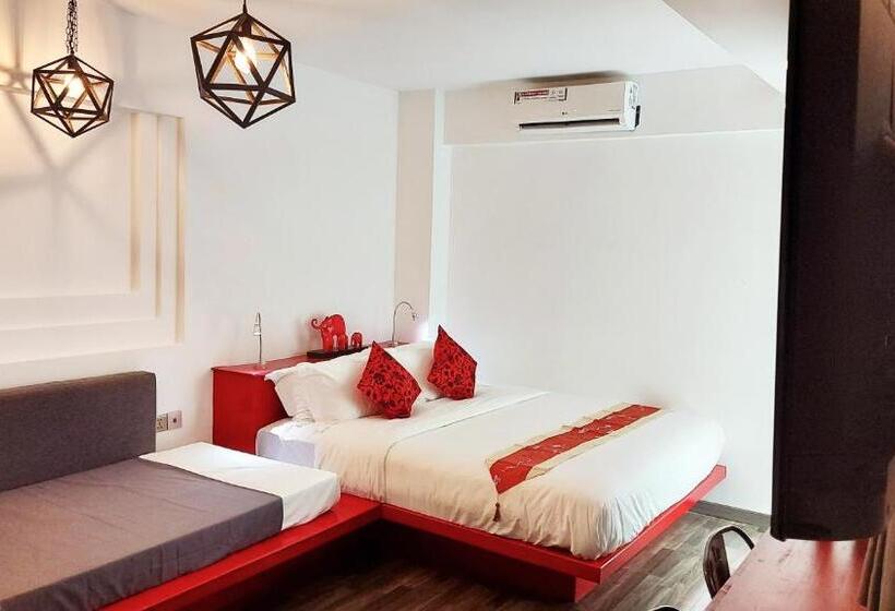 اتاق لوکس سه تخته, Sok Hotel And Coffee Siem Reap