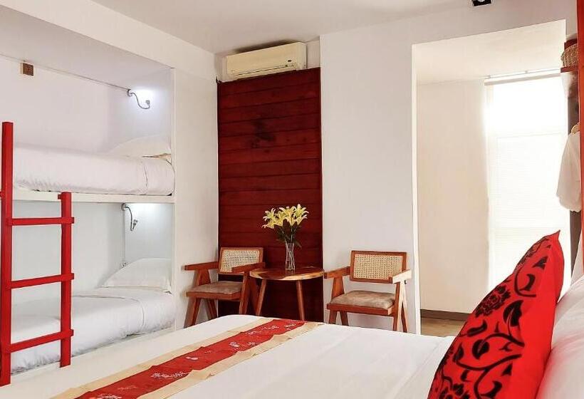 اتاق لوکس چهار تخته, Sok Hotel And Coffee Siem Reap