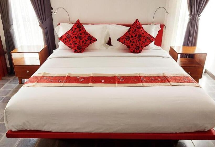 اتاق لوکس چهار تخته, Sok Hotel And Coffee Siem Reap